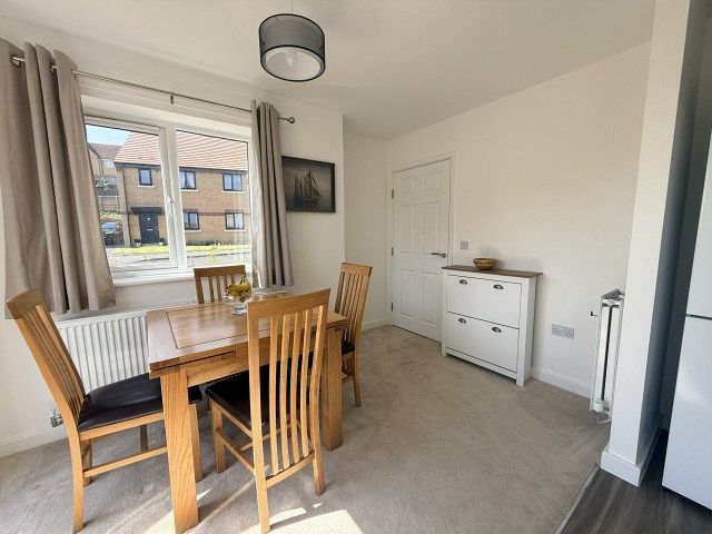 27 Flanshaw Field, Wakefield